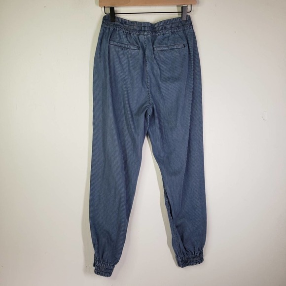 Sweaty Betty Twilight 7/8 Trouser S Blue Chambray Stripe Jogger - Picture 9 of 12